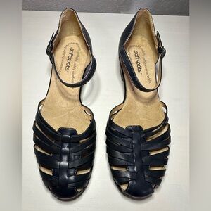 Softspots Tatianna Navy Leather Closed toe Sandals Womens Size 8.5 M